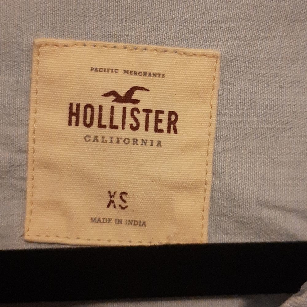 HOLLISTER DENIM SHIRT - Picture 5 of 7